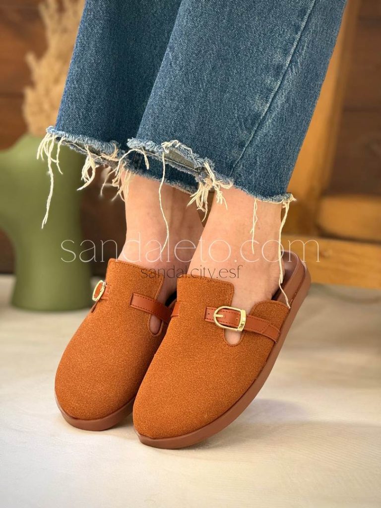 صندل زنانه جلو بسته